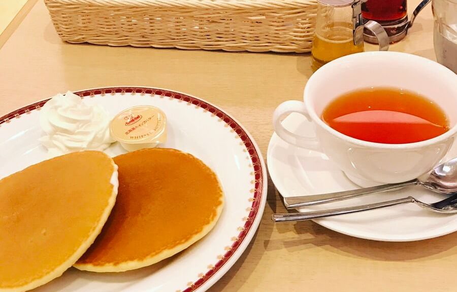 パンケーキと紅茶